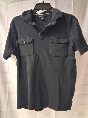 Van Heusen Men's Dark Green Short-Sleeve Polo with Dual Chest Pockets